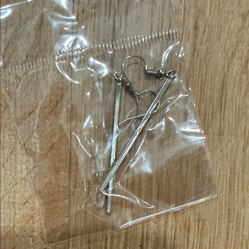 Assorted Earring Collection - Picture 12 of 14